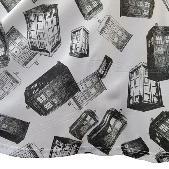 Doctor Who Tardis Skater Skirt Juniors Sz S White Gray Flare Mini Her Universe - Picture 5 of 6